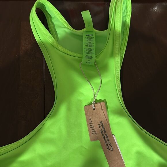SKIMS NWT High Neck Racerback Bikini Top in Neon Green Size S - Picture 5 of 5